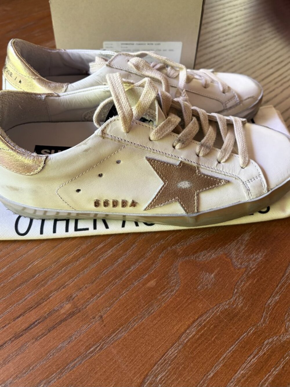Auth NIB Golden Goose Super Star Gold Star Gold Sole Size 35